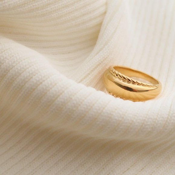 NEW 18K Gold Plated Braided Wide Curve Ring - Picture 10 of 15